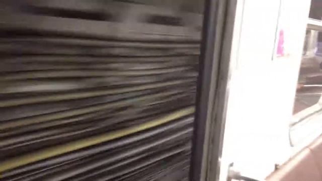 Осторожно, двери закрываются смотреть онлайн