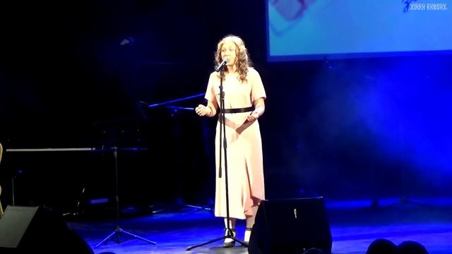 Мария Ермолаева - "Песня Алисы" (В.Высоцкий) смотреть онлайн