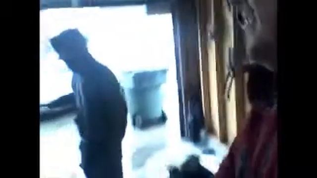 Cant break a window? Lol he has no arm смотреть онлайн