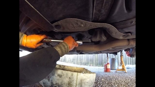 How to change the fuel filter on a Jeep Grand Cherokee смотреть онлайн