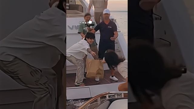 #чонгуки на отдыхе #bts смотреть онлайн