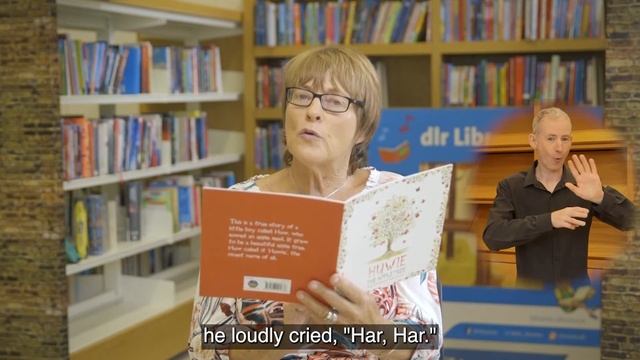 Huwie The Apple Tree, read by Dolores Keaveny With ISL смотреть онлайн