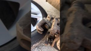 Замена тормозных колодок Toyota Verso S