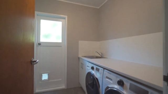 35C Salisbury Road, Birkdale - Hannah Petherbridge & Travers Smyth смотреть онлайн