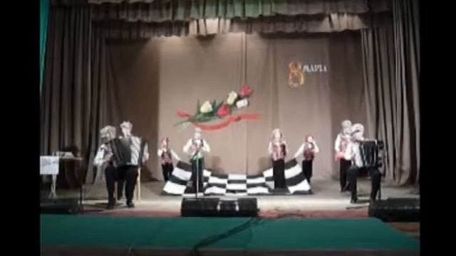 "Балаган" - шоу-ансамбль "БАЛАГУРЫ" смотреть онлайн