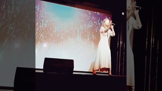 "Женщина которая поëт" Кубатина Ольга. смотреть онлайн