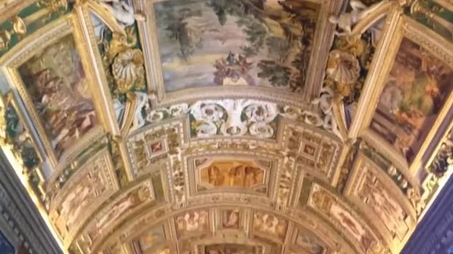 В музеях Ватикана смотреть онлайн