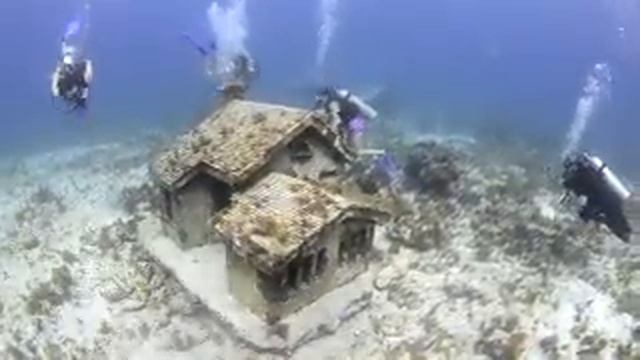 Underwater Museum смотреть онлайн