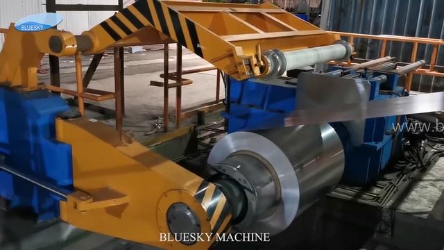 Линия продольной резки и перемотки алюминиевого рулона (0,2-2,0)×1300 мм смотреть онлайн