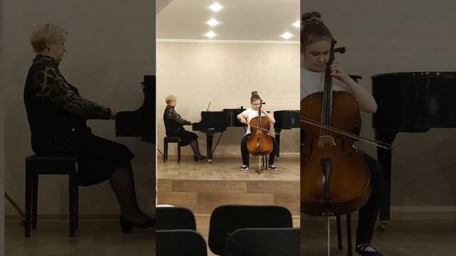 В. А. Моцарт "Сонатина", П. И. Чайковский" Колыбельная в бурю", А. Бабаджанян "Танец" смотреть онлайн
