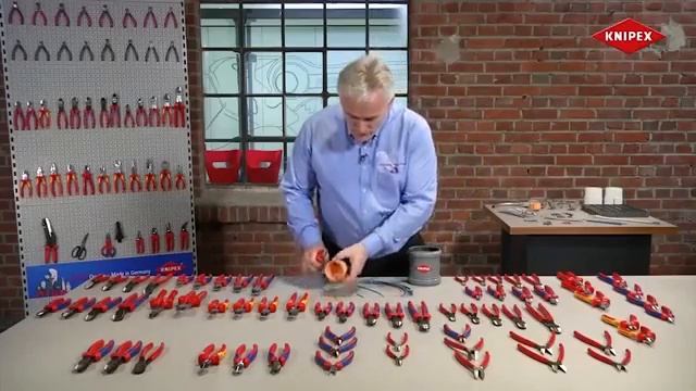 KNIPEX diagonal cutter смотреть онлайн