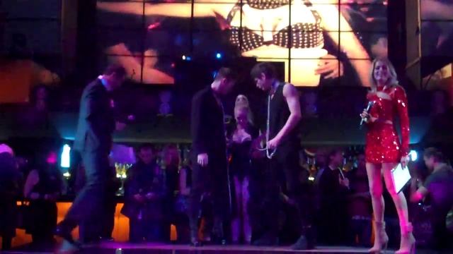 Loli Lux performing "Radio Awards" смотреть онлайн