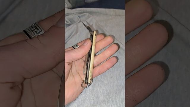 чёткий многофункциональный складной нож 80х годов выпуска.