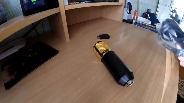Распоковки самого топово микрофона с AliExpress за 800р смотреть онлайн