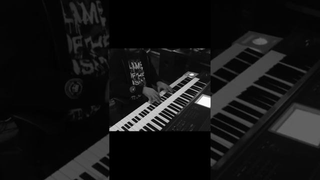 #music #rock #studio #guitarist #vocal #song #ballad смотреть онлайн