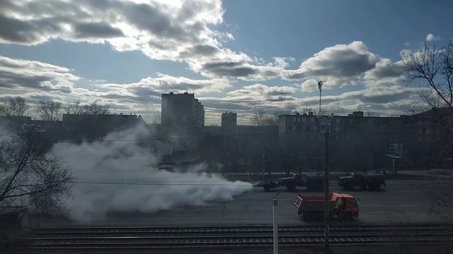 Как дезинфицируют улицы города в России!