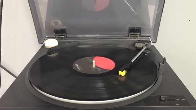 QUEEN A Night At The Opera In Vinyl 06: Sweet lady смотреть онлайн