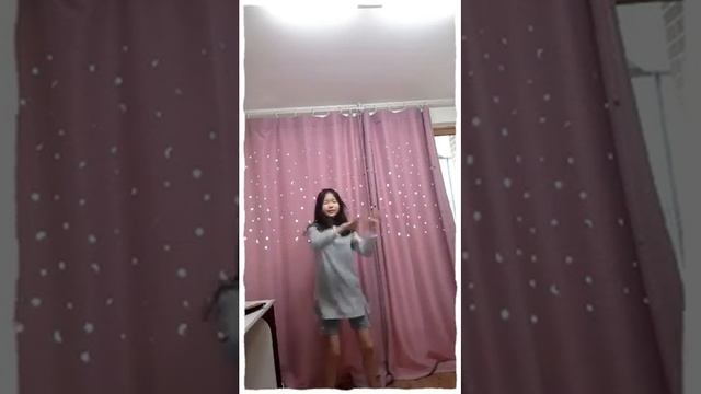 비타민-비타민씨안무 춤은 오랜만에 올리네요 이상 현아TV였습니다 смотреть онлайн