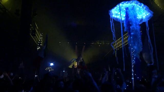 Dreamstate SoCal 2017 - Above & Beyond - My Own Hymn (ALPHA 9 Mix) смотреть онлайн