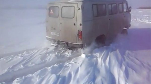 УАЗ БУХАНКА по снегу