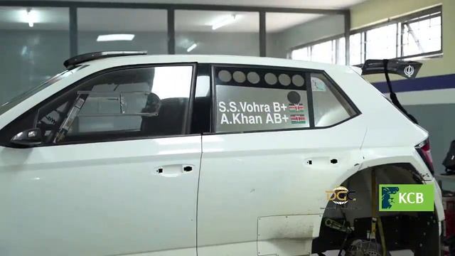 KENYAN RALLY DRIVER SAMMAN VOHRA TALKS TO SHON OSIMBO смотреть онлайн