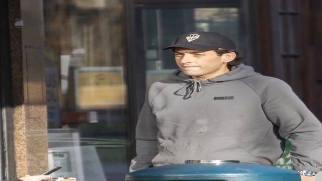 brave face Slim James ‘Arg’ Argent spotted returning to rehab after 999 ambulance dash as he ‘hits смотреть онлайн