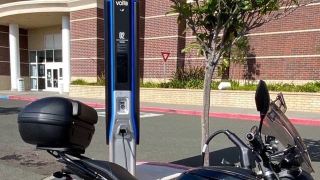 Free EV Charging Stations by Volta (AC2 DC) смотреть онлайн