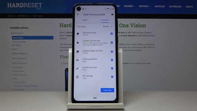 How to Clear Browsing Data in Motorola One Vision - Remove Chrome Data смотреть онлайн