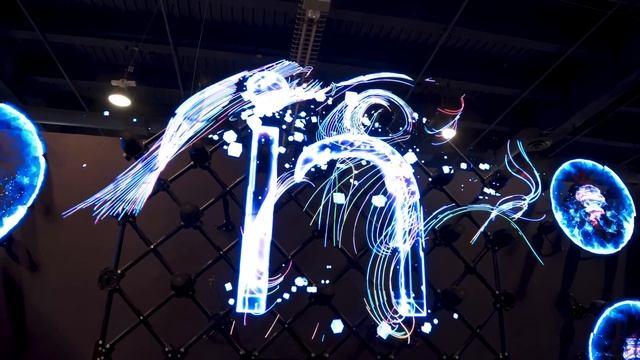 FULL DISPLAY made of RGB Fans!? - HyperVSN Wall смотреть онлайн