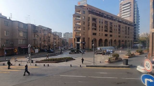 Yerevan Northern Avenue time-lapse смотреть онлайн