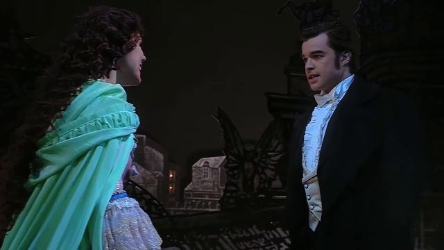LE FANTÔME DE L'OPERA - Bande annonce смотреть онлайн