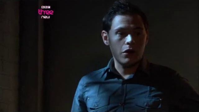 Torchwood: Dead Man Walking- Owen farts смотреть онлайн