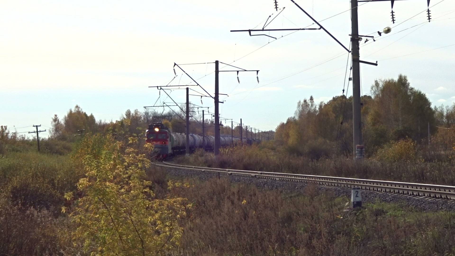 Электровоз ВЛ80с-167 с грузовым поездом на перегоне пост 325-й километр - Кудьма смотреть онлайн