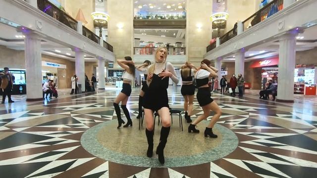[KPOP in PUBLIC | ONE TAKE] Rolling – Brave girls (dance cover by ROXXI) смотреть онлайн