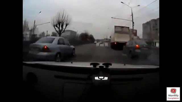 Crazy Russian Drivers Car Crash Compilation 2013 #12360p H 264 AAC смотреть онлайн