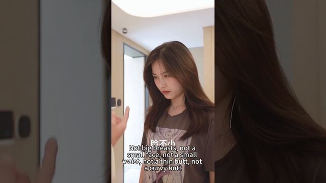 女孩意外遭遇事故，竟和財團大小姐靈魂互換，醒來後竟被腹黑總裁盯上，要我做他貼身秘書？本小姐現在可要好好復仇，順便摸清總裁套路！【重生丫頭狠狠愛】#熱播短劇 #霸道總裁 #復仇 #逆襲 смотреть онлайн