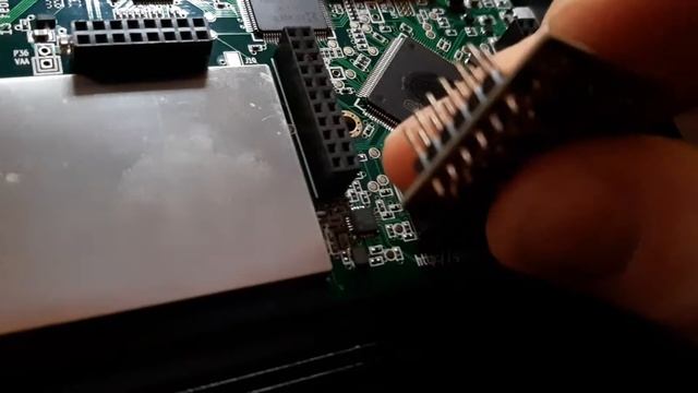 HackRF TCXO issue - How to get rid of short on HackRF external osciallator (isolating box) смотреть онлайн