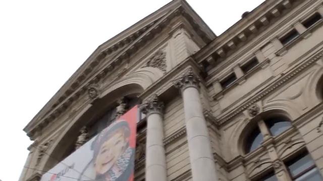 Opera Theatre - Place In City смотреть онлайн