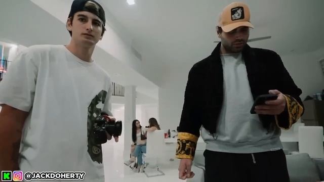 JACK DOHERTY X RICH THE KID Full Stolen Hoodie Incident w/ JON ZHERKA смотреть онлайн