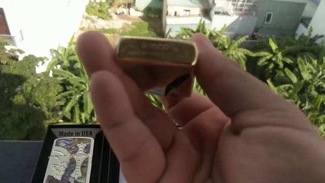 Zippo Bạc Khối Mắt Rồng - Zippo Khảm Xà Cừ Mèo Chiêu Tài Và Thánh Giá смотреть онлайн