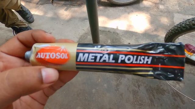 INTERCEPTOR 650 ENGINE BUFFING AT HOME | AUTOSOL METAL POLISH смотреть онлайн