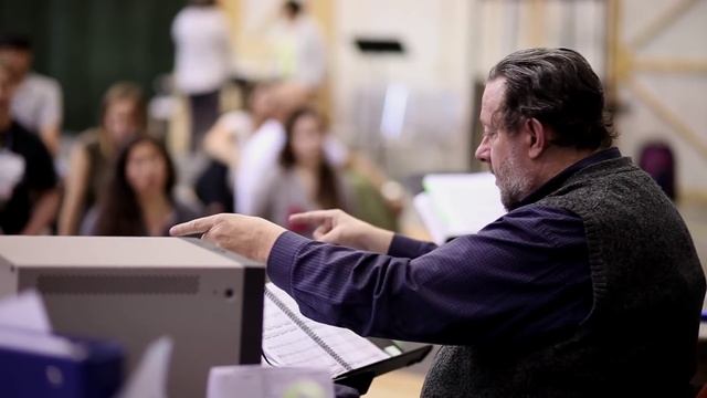 Many Voices, One Song: Nabucco Choristers In Our Community смотреть онлайн
