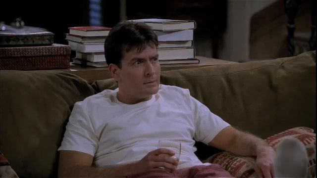 Two and a Half Men - You are a very very bad boy - Alen get kicked out смотреть онлайн
