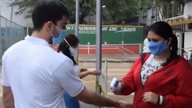 Se reanudó el Tenis en Santander смотреть онлайн
