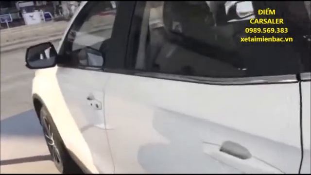 XE FAW BESTURN X40 tại Motor Show 2018 смотреть онлайн