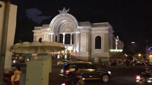 Ho Chi Minh Opera House смотреть онлайн
