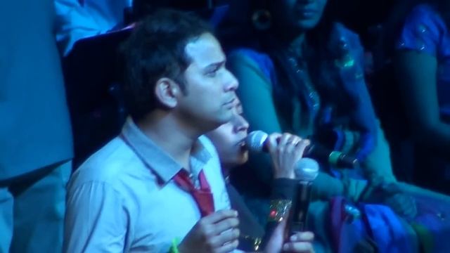Oliyilae -Karthik & Bhavatharini at Ilayaraja's Concert at New Jersey смотреть онлайн