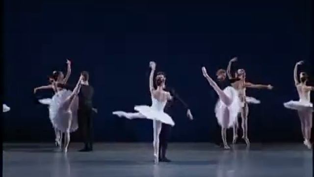 Miami City Ballet Symphony In C 02 смотреть онлайн