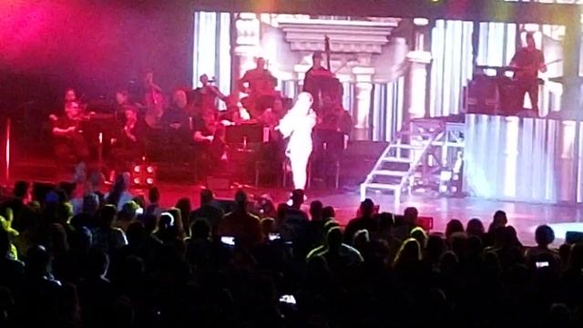 BEYOND THE VEIL PHANTOM OF THE OPERA MEDLEY LINDSEY STIRLING LIVE STARLIGHT THEATER смотреть онлайн