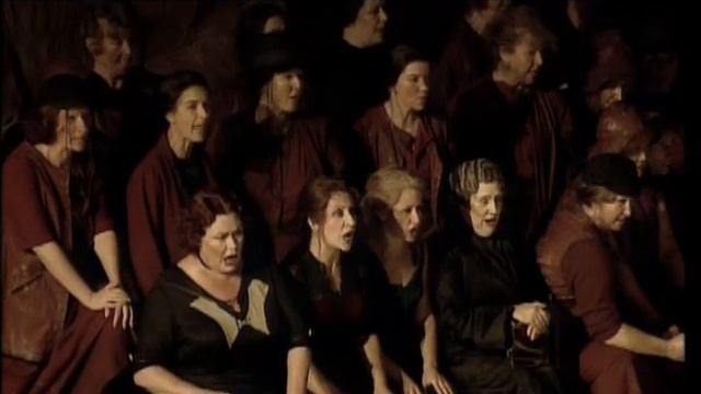 "Old Joe Has Gone Fishing" from Peter Grimes смотреть онлайн